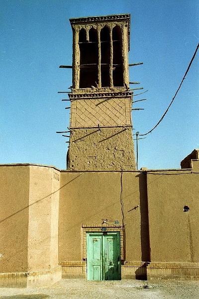 Yazd3.jpg - Windtowers of Yazd: fresh air was redirected inside the house to cold the rooms